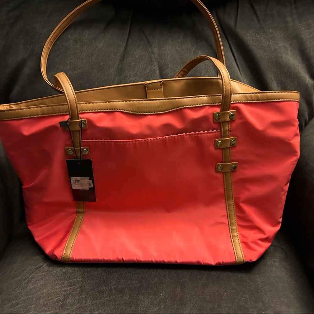 Alexis Bendel orange purse